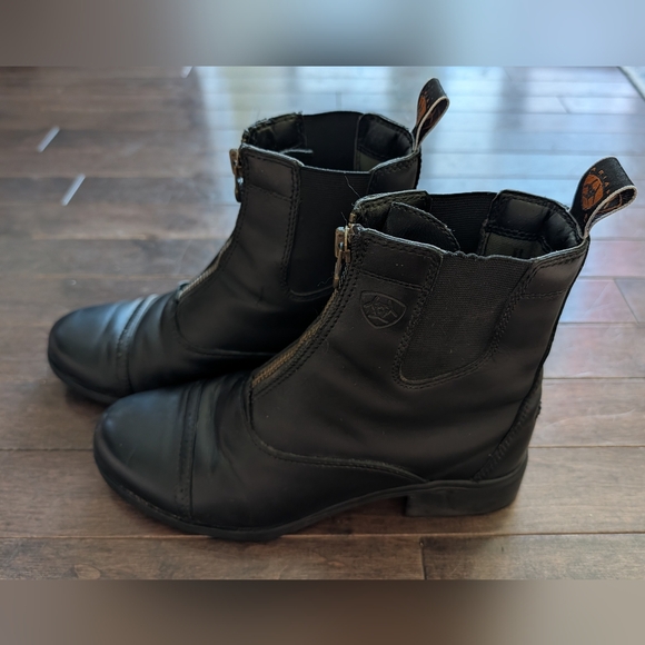 ARIAT Women's Zip Heritage III Zip Paddock Boot US 6.5 M — Black - Picture 2 of 6